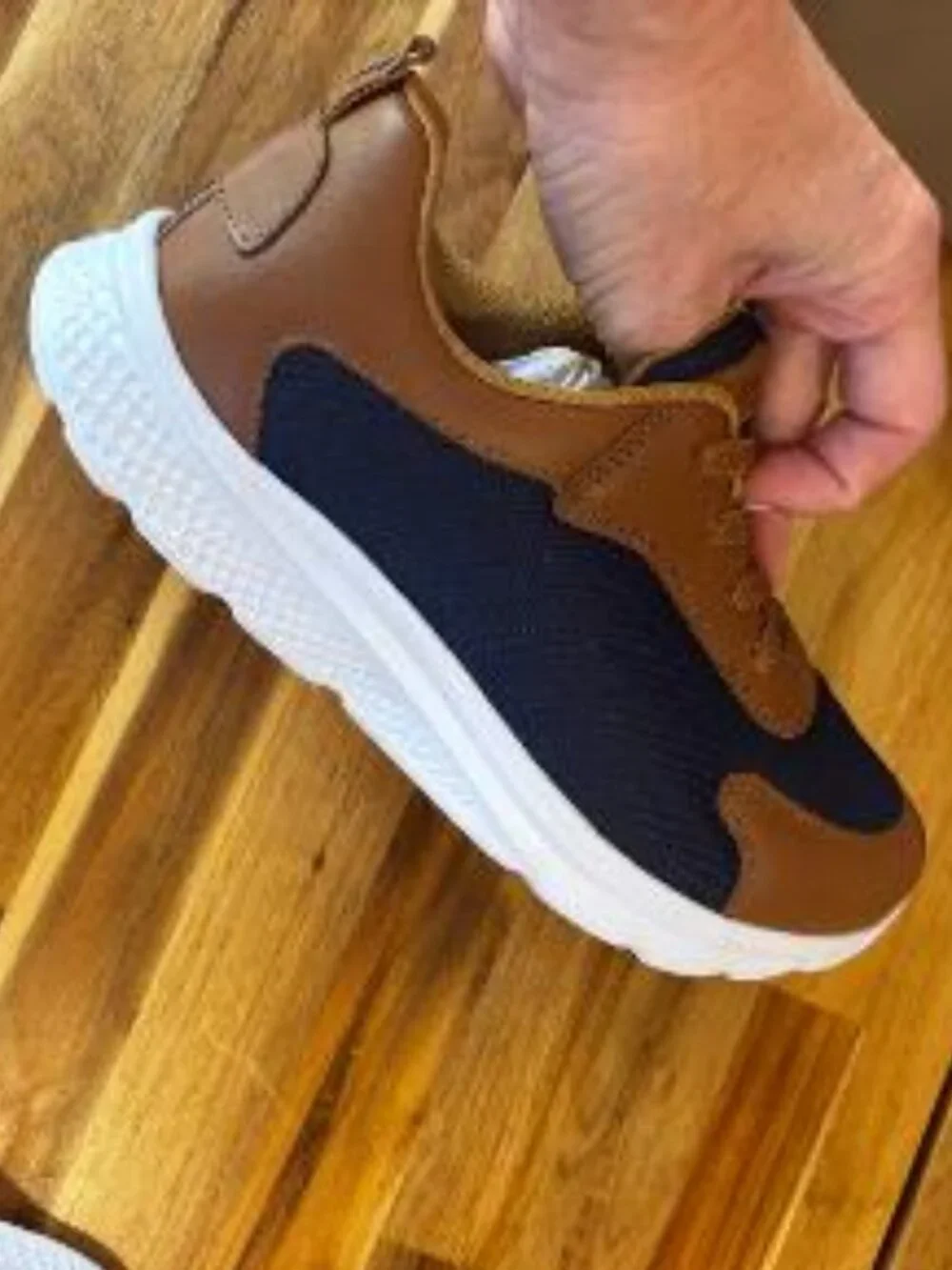 Flag LTD. Boys' Luke Slip on Trainer Sneakers (Youth) SIZE 3